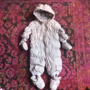 Baby GAP snowsuit 12-18M